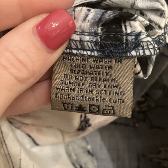 HOOK & TACKLE Men’s Hawaiian Shirt Fish Fishing Sailboats Hibiscus Size 2XL Big - Picture 8 of 13